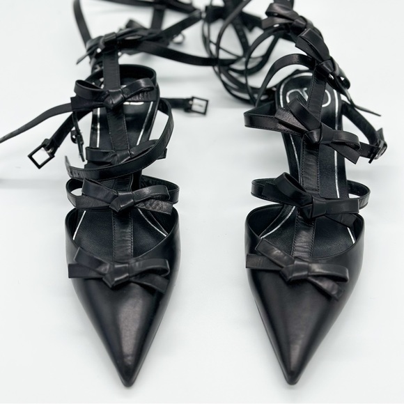 VALENTINO GARAVANI Bow Buckled Strap Pointed Toe Pump - Picture 7 of 7